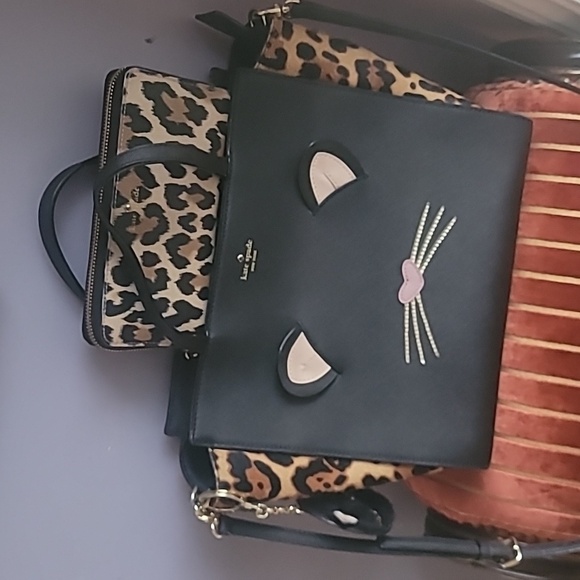 Kate Spade Bag & Wallet Run Wild Large Crossbody Bag - Picture 3 of 16